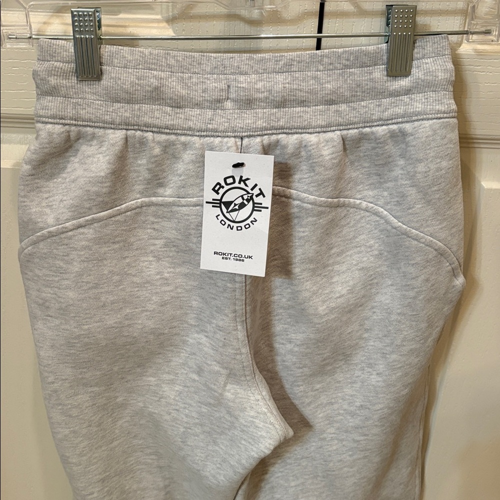 LULULEMON 2 - Picture 8 of 14